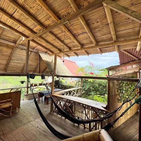 Hostal Monte Libano Пуерто-Лопес Екстер'єр фото