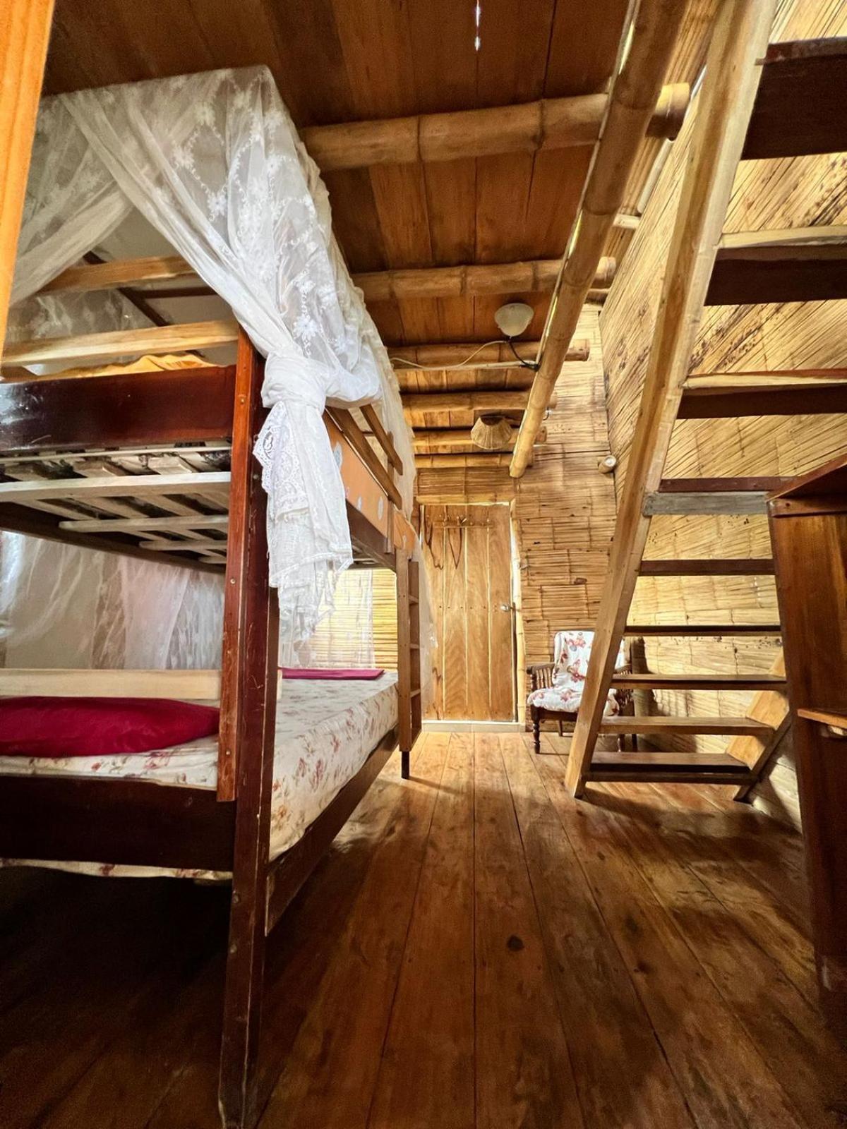 Hostal Monte Libano Пуерто-Лопес Номер фото